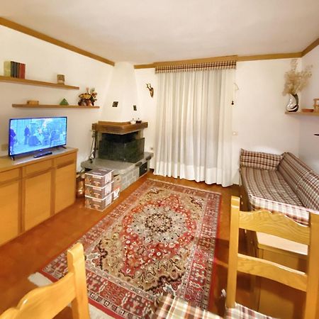 Trilocale Accogliente Con Camino A Pochi Minuti Da Madonna Di Campiglio Διαμέρισμα Spiazzo  Εξωτερικό φωτογραφία